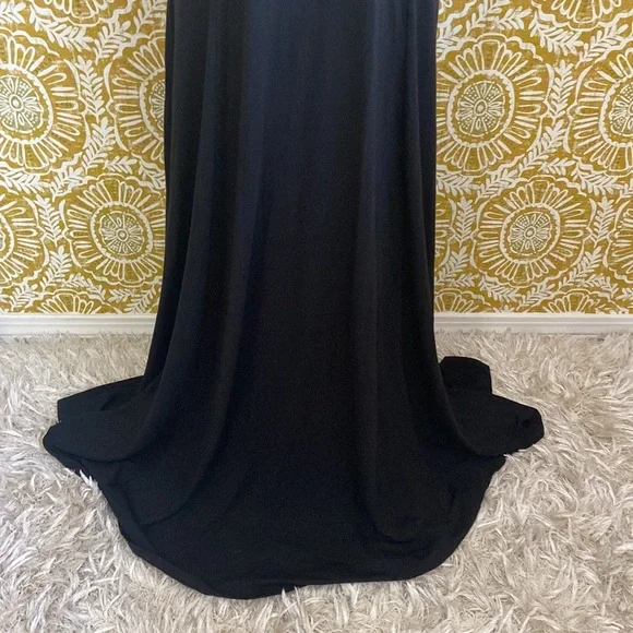 Torrid Black Jersey Cold Shoulder Maxi Dress size 1X - Picture 4 of 12